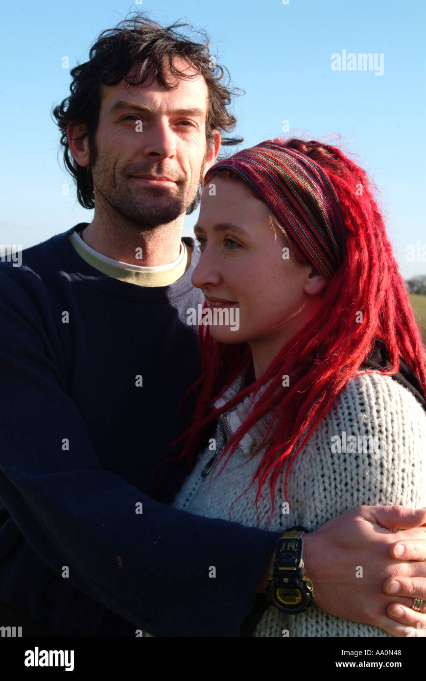 Couple with dreadlocks hugging hi-res stock photography and images - Alamy
