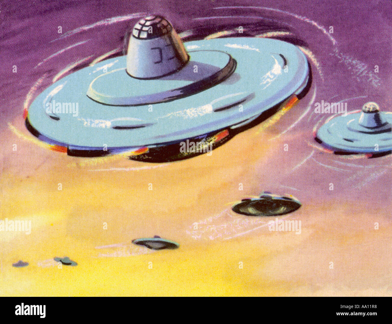 Flying saucers hires stock photography and images Alamy