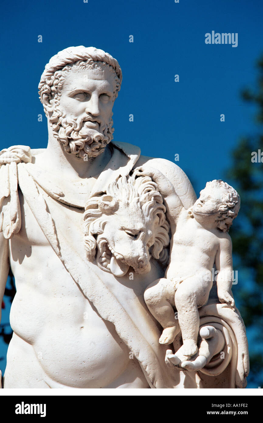 Palace of Versailles Statue Stock Photo Alamy