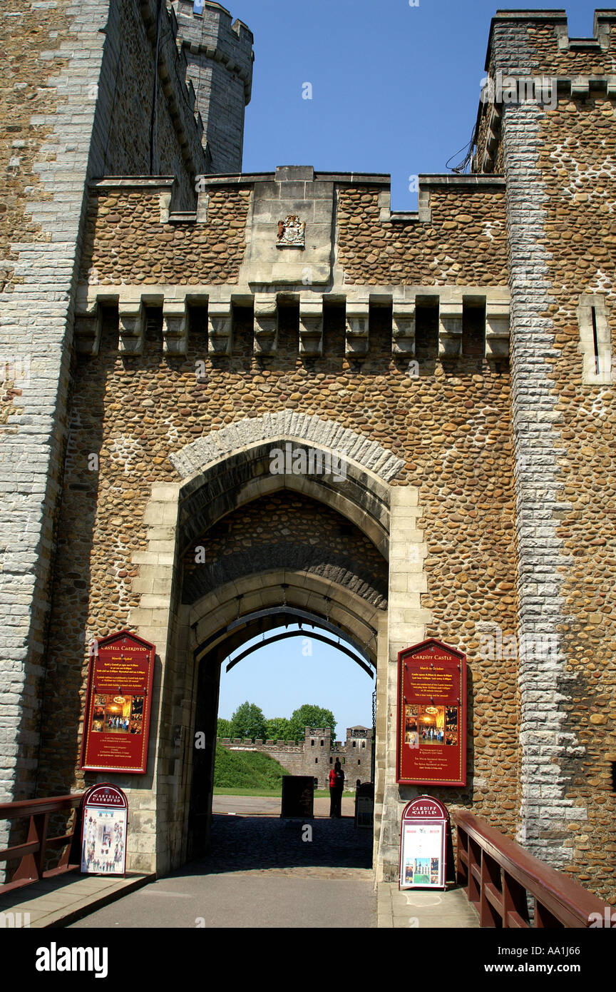 The Castle gate Cardiff Glamorgan Wales UK Stock Photo