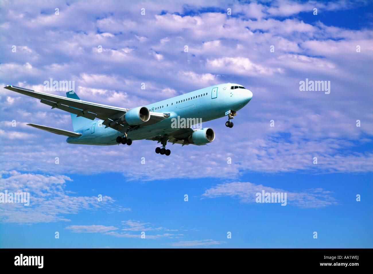 Aeroplane In Sky High Resolution Stock Photography And Images Alamy