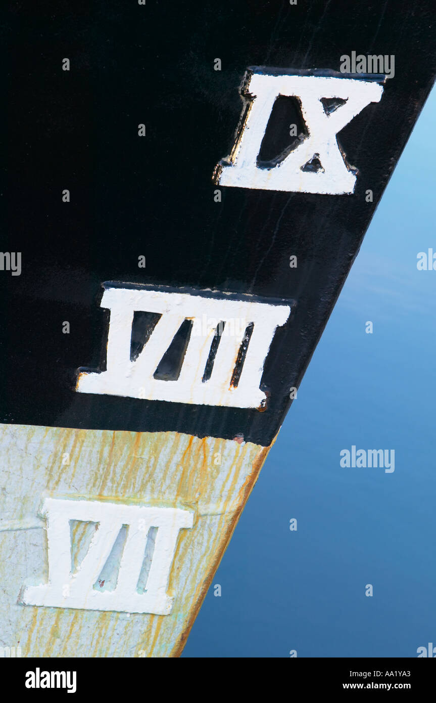 A ships depth guage in Roman numerals. Seven, eight, nine Stock Photo