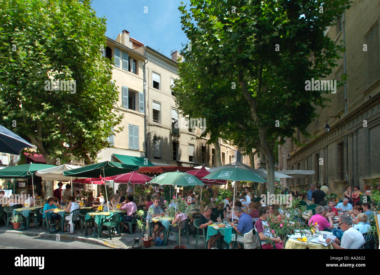 People in cafes bars in the old town of aix en provence hi-res stock ...