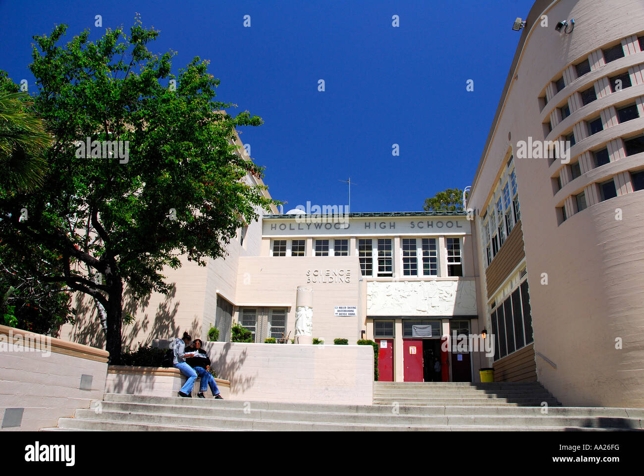 Hollywood high school chee hi-res stock photography and images - Alamy