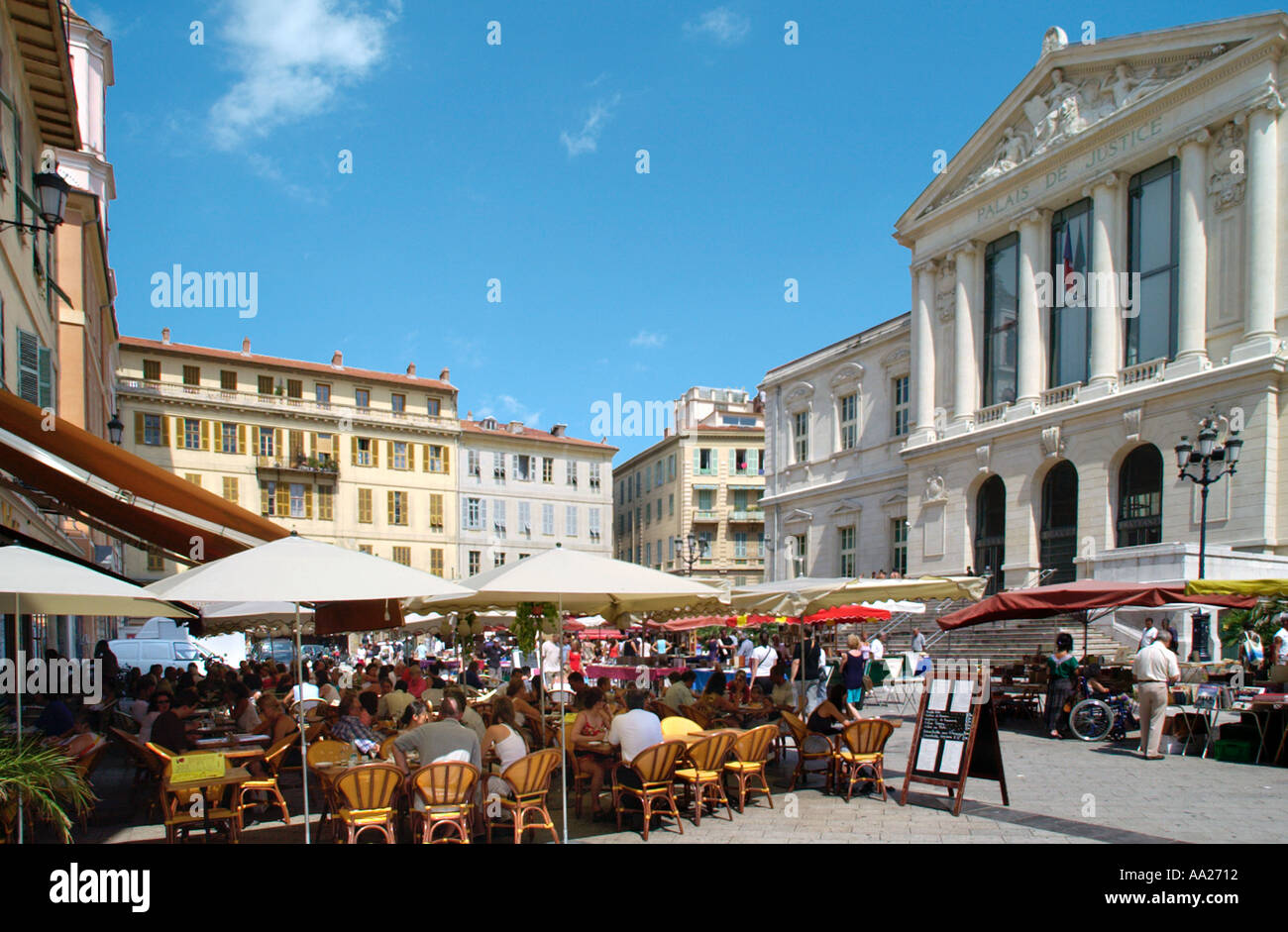 Restaurants outside the Palais de Justice, Old Town (Vieux Nice), Nice, France Stock Photo