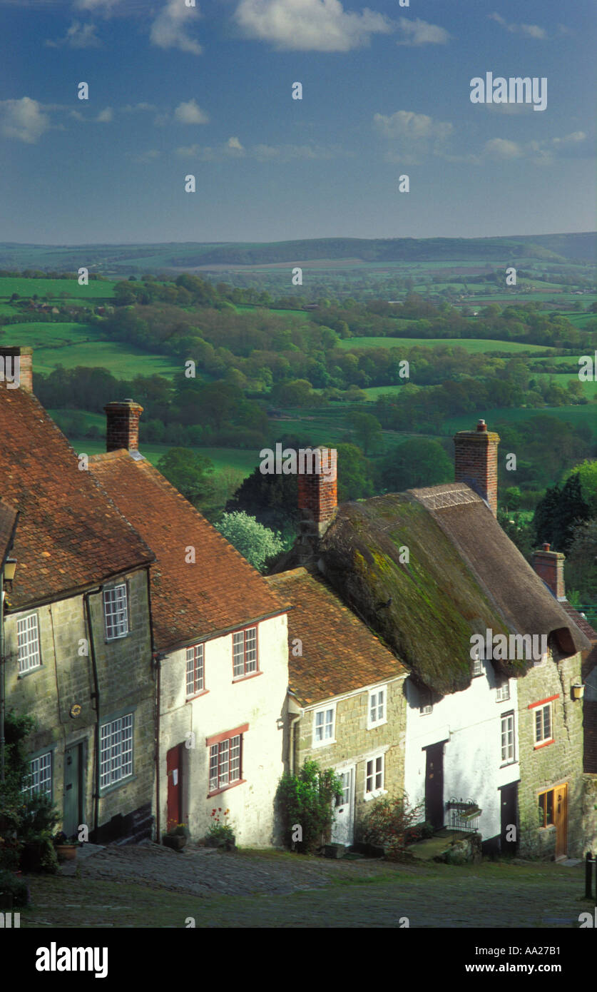 Gold hill shaftesbury uk hires stock photography and images Alamy