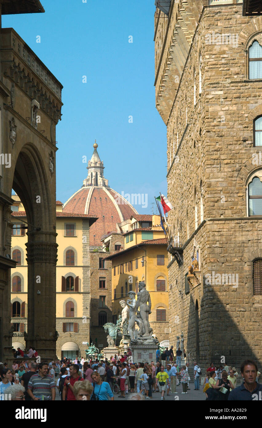 View down Piazzale degli Uffizi towards the Palazzo Vecchio, Piazza della Signoria and the Duomo, Florence, Tuscany, Italy Stock Photo