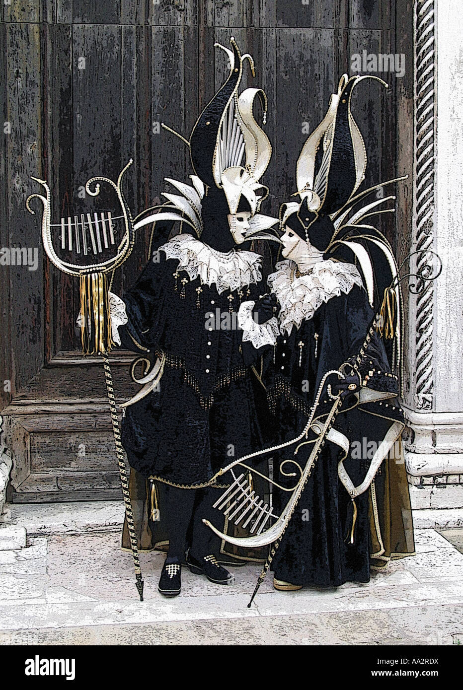 Venice carnival figures italy hi-res stock photography and images - Alamy