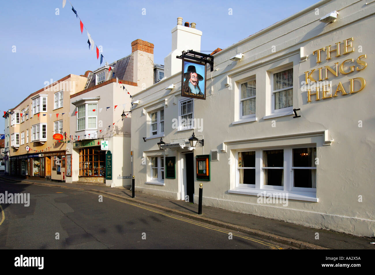 Landlady Pub High Resolution Stock Photography and Images Alamy