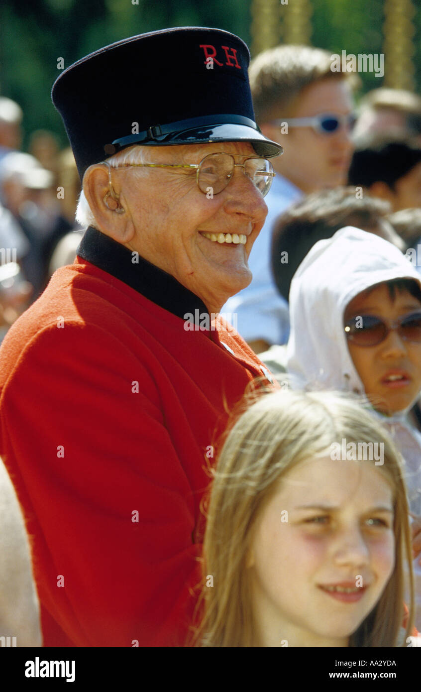 Old soldier hi-res stock photography and images - Alamy