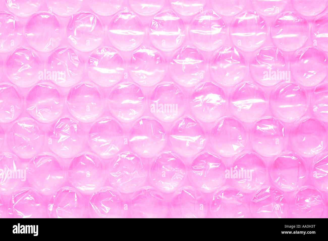 Pink Bubble Wrap Stock Photo - Alamy
