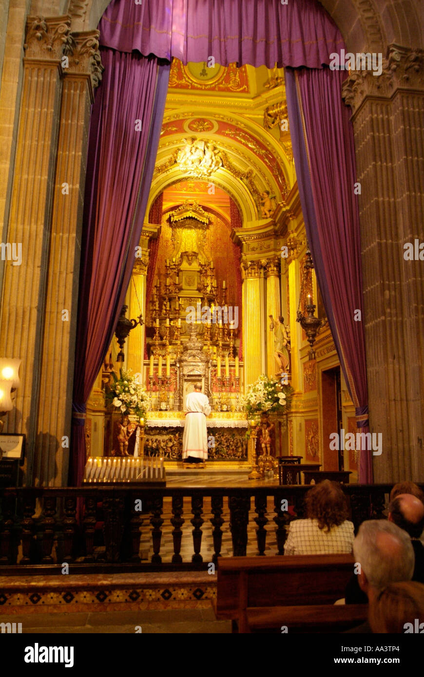Inside the Se Catedral de Braga Portugal Stock Photo Alamy