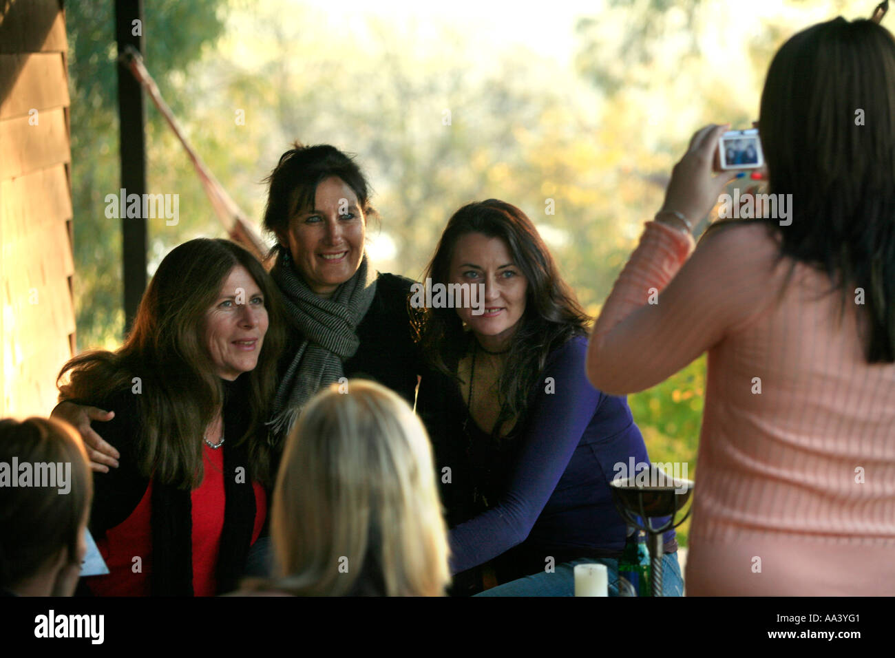 Women posing for photograph hi-res stock photography and images - Alamy