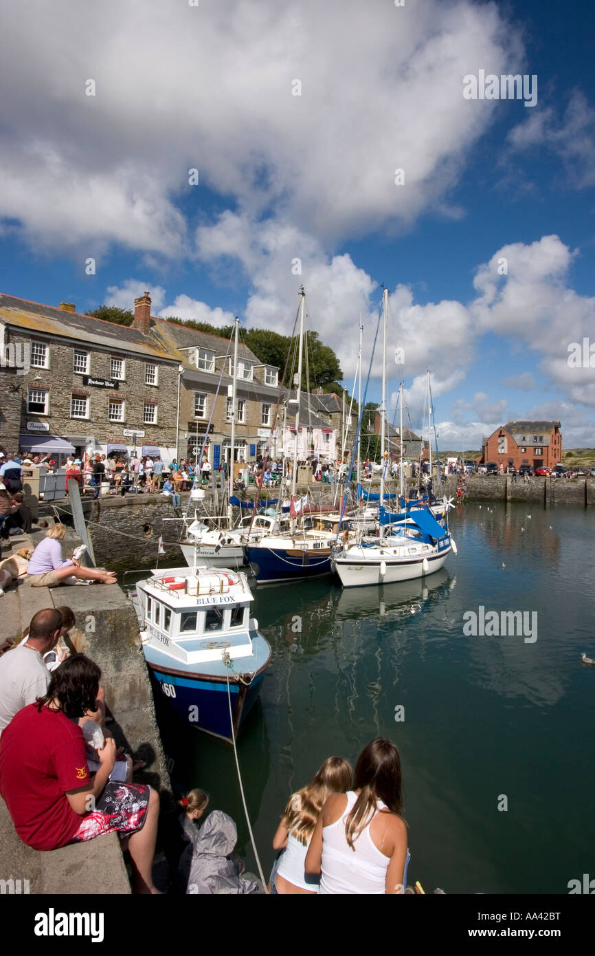 Padstow Inner Harbour High Resolution Stock Photography and Images - Alamy