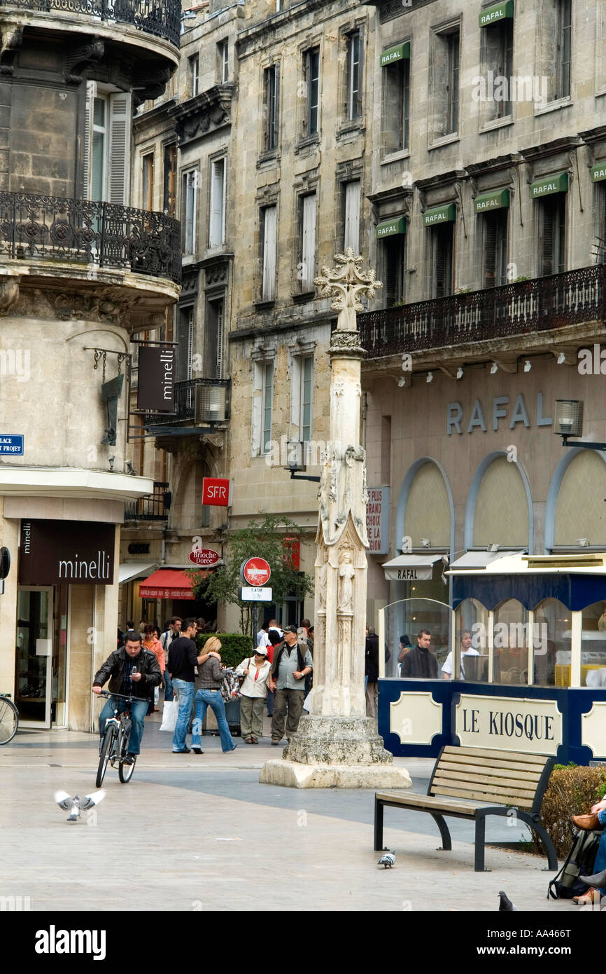 Place St Projet Rue St Catherine Bordeaux Gironde France Europe Stock Photo  - Alamy