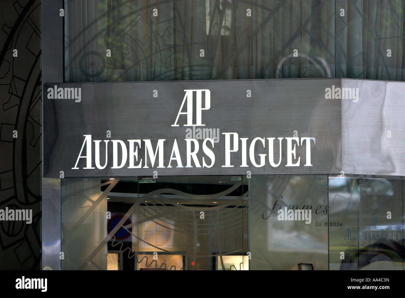 Audemars piguet store orchard