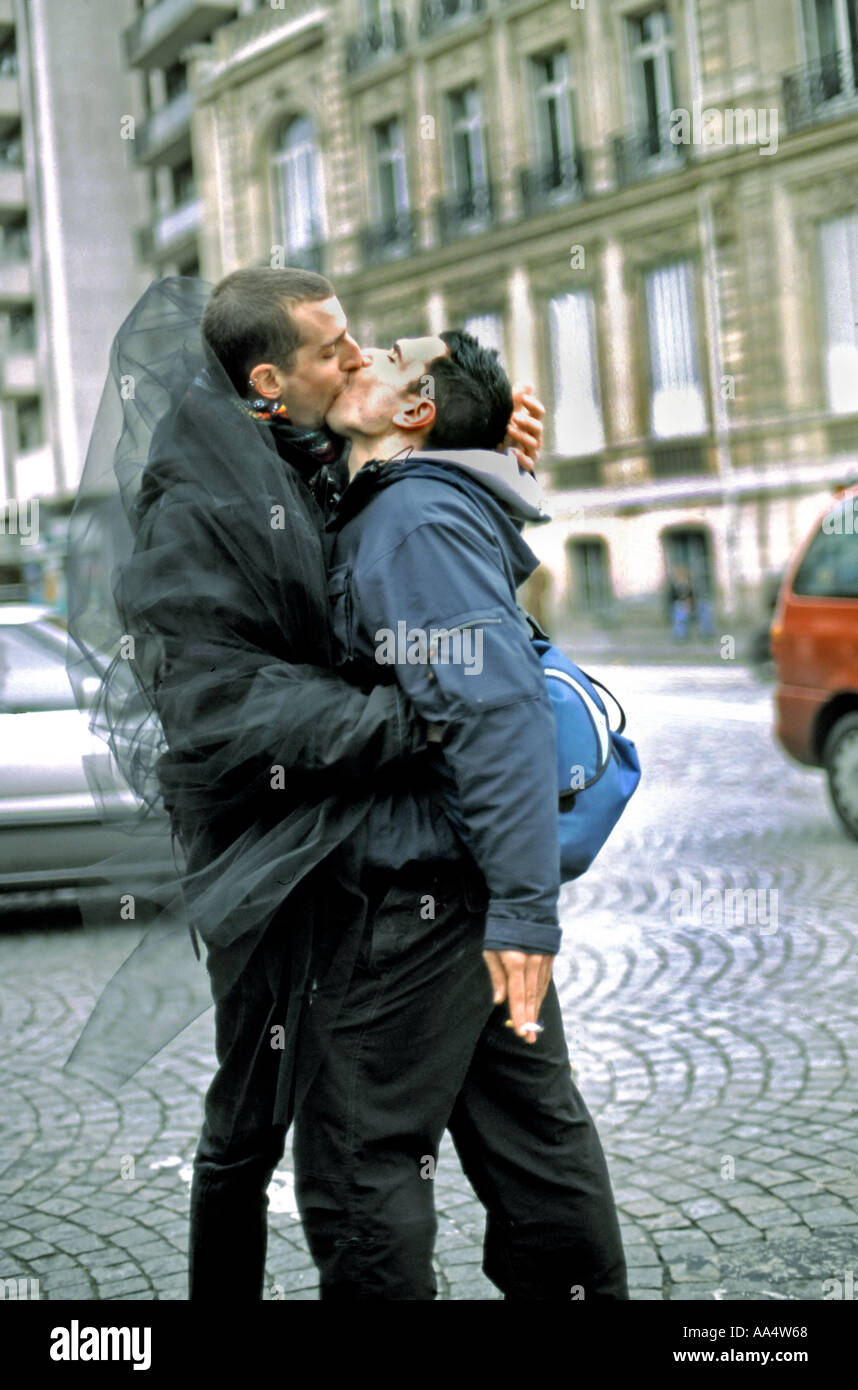 Paris France, Gay Male Couple, Kissing in Front of Embassy Building  Protesting lgbt against homophobia in Saudi Arabia Stock Photo - Alamy