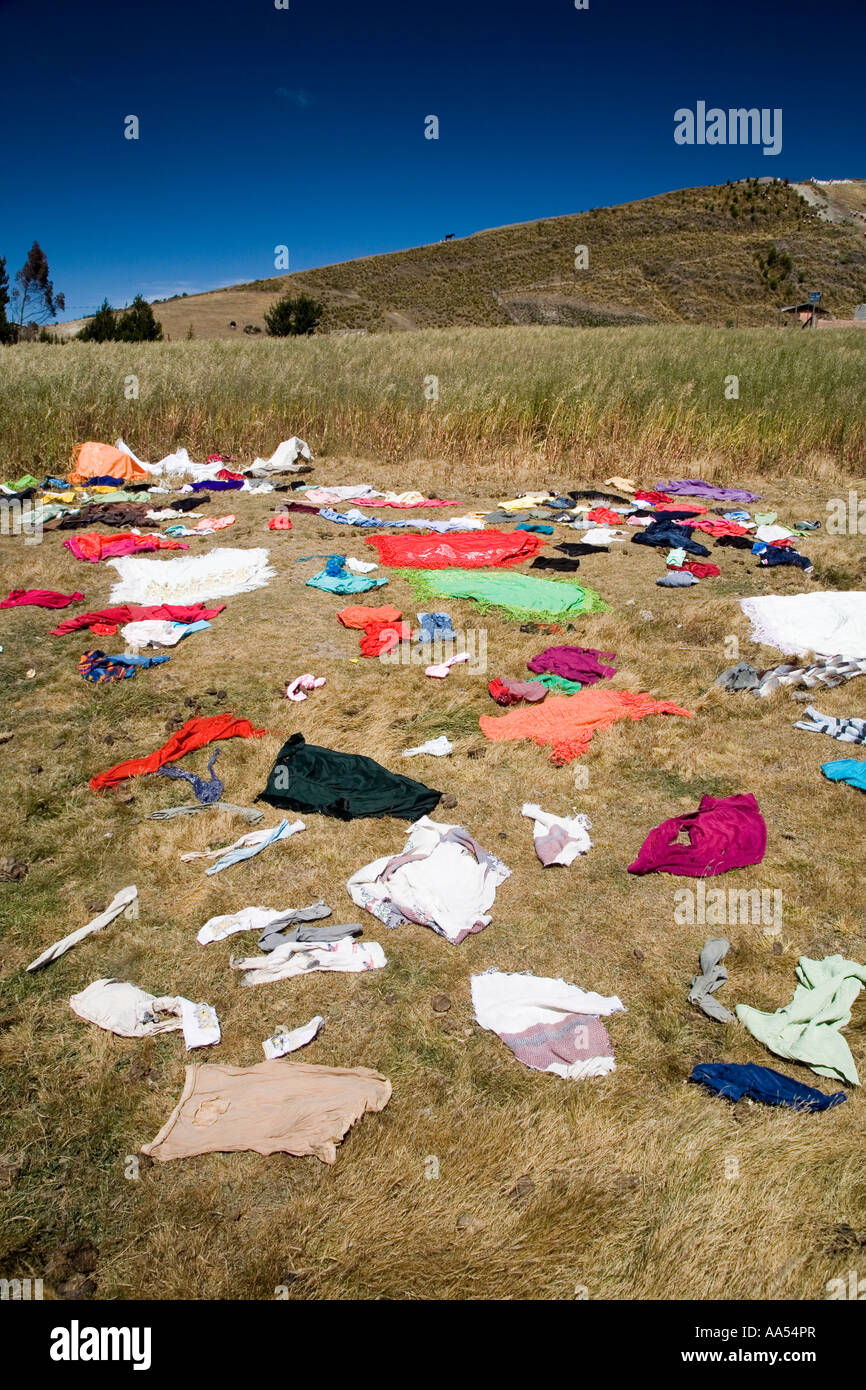 clothes-drying-on-the-grass-in-quilotoa-