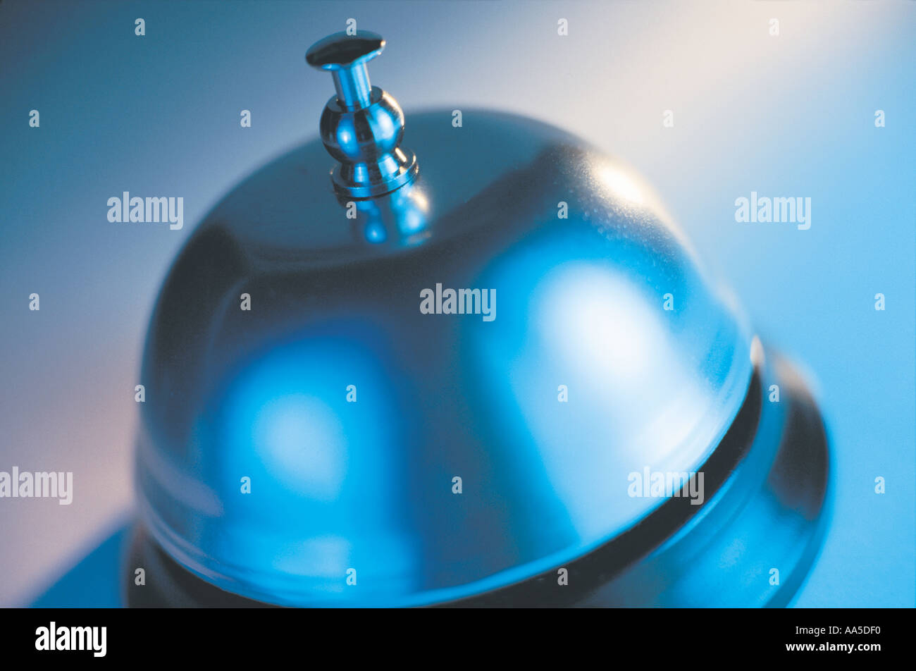 Noise customer hi-res stock photography and images - Alamy