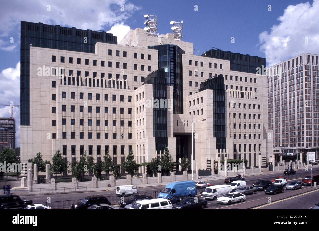 Vauxhall Cross Mi6 Riverside Headquarters Secret Service Building 