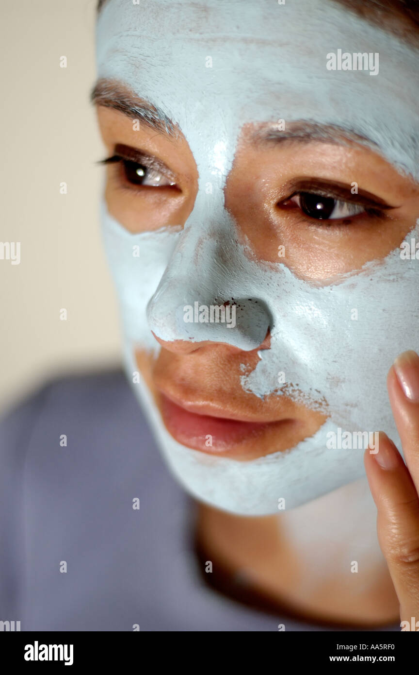 Facial mask woman hi-res stock photography and images - Alamy