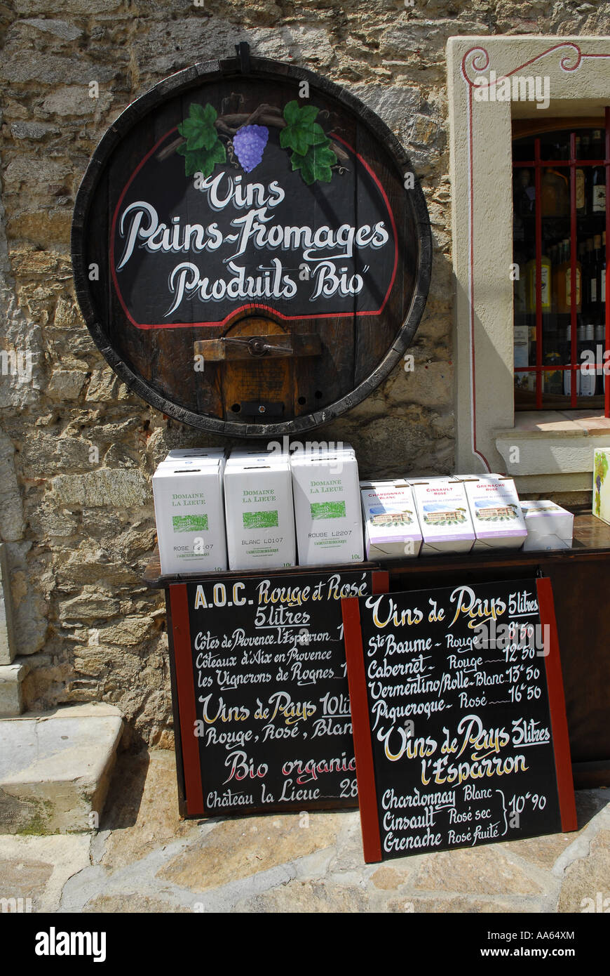 Wine dordogne france hi-res stock photography and images - Alamy