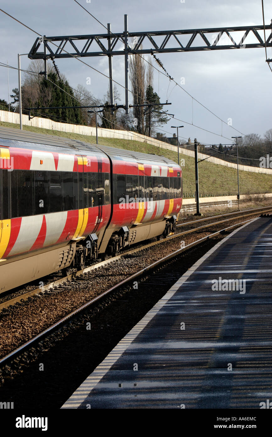 Train standing at Crossflatts station Stock Photo Alamy