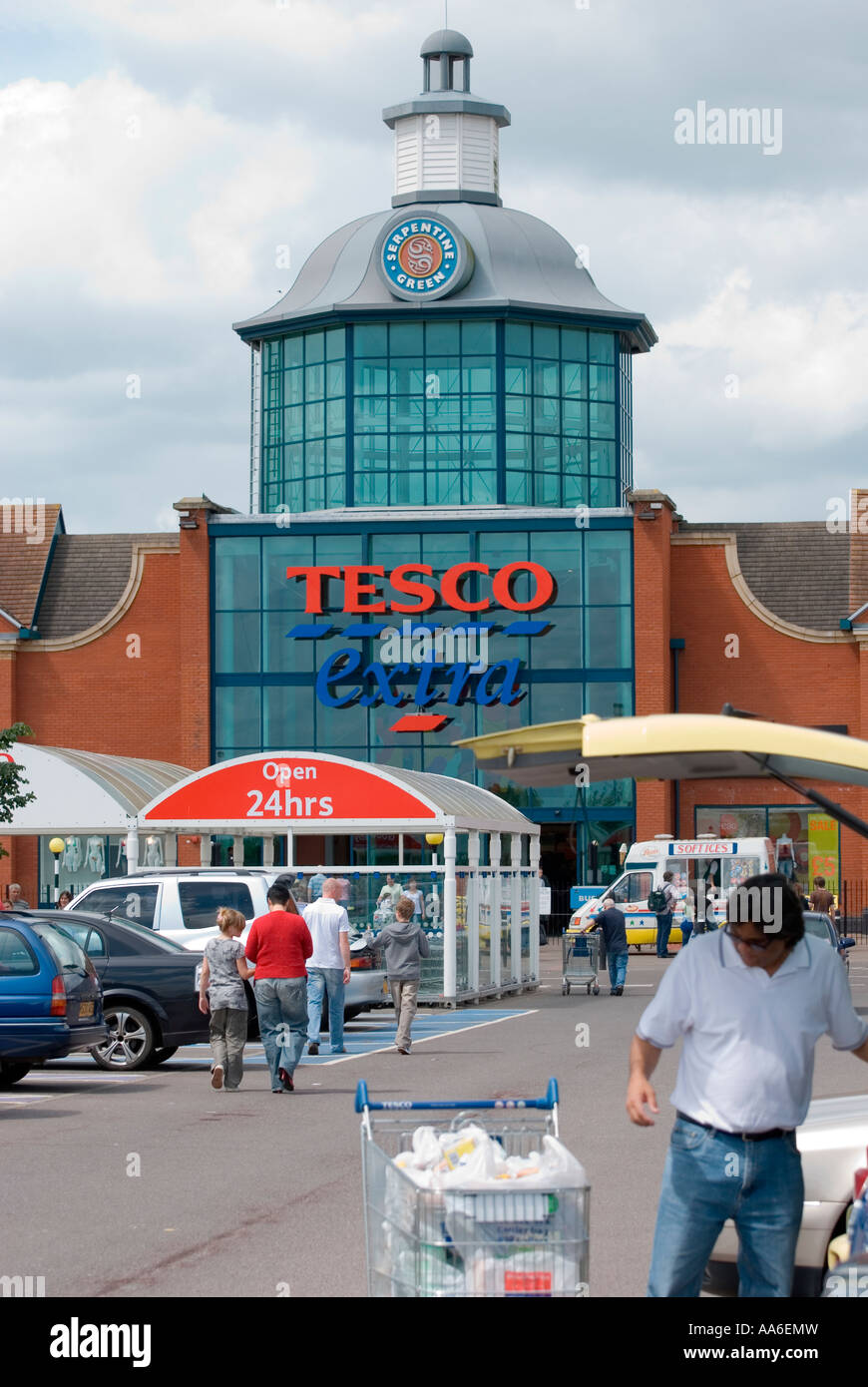 Tesco Hypermarket Peterborough Stock Photo Alamy