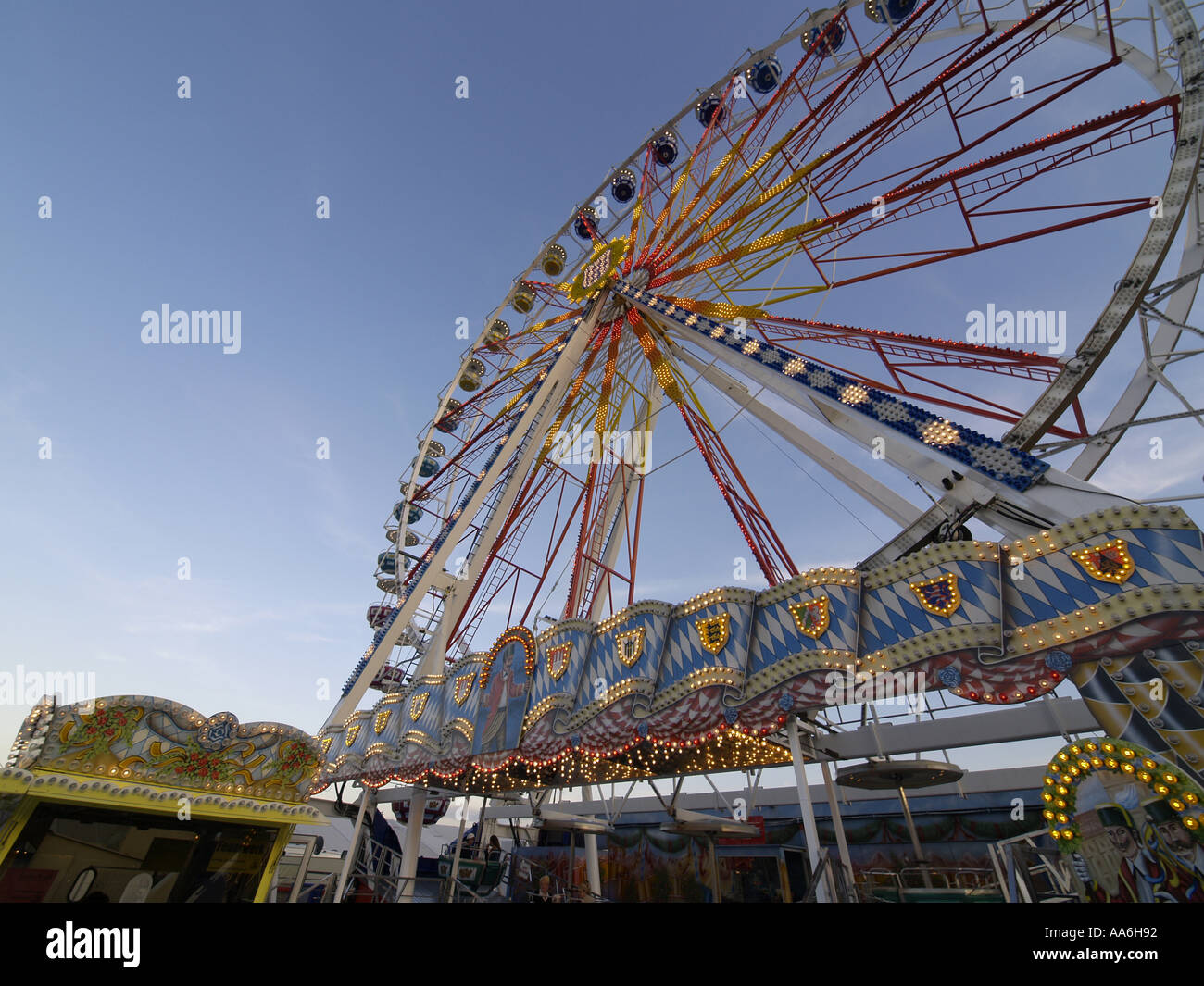 Munich, Wiesn, spring festival, Ferris wheel Stock Photo - Alamy