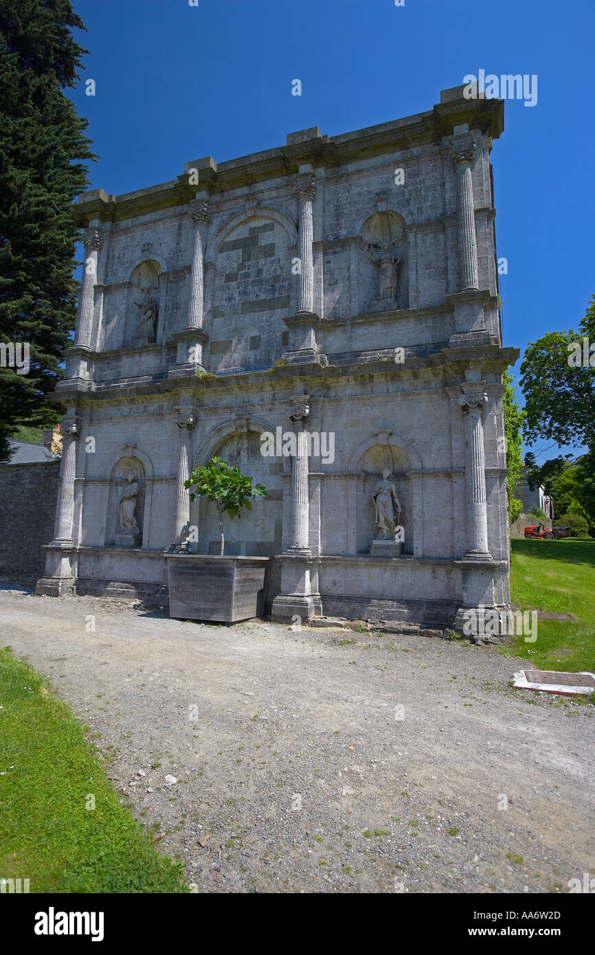 Victorian statues hi-res stock photography and images - Alamy