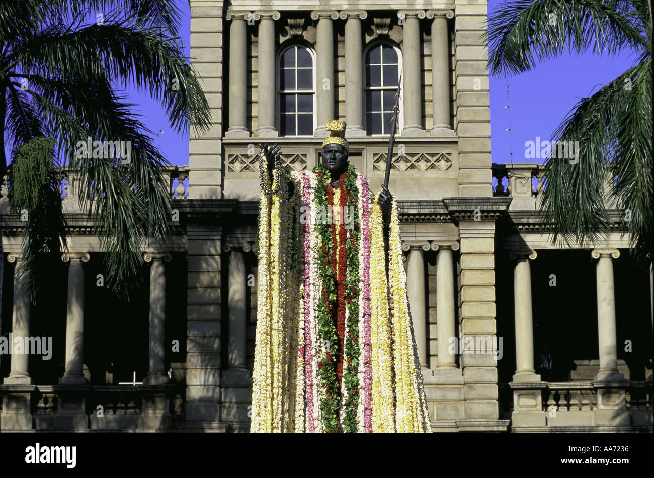 Oahu honolulu king kamehameha statue hi-res stock photography and ...