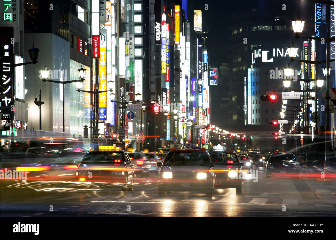 Ginza tokyo japan illuminated dusk hi-res stock photography and images ...