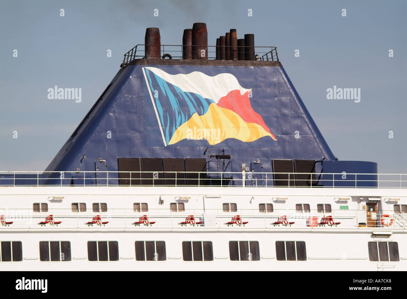 The P and O P&O Ferries company logo ensign on ships funnel Stock Photo