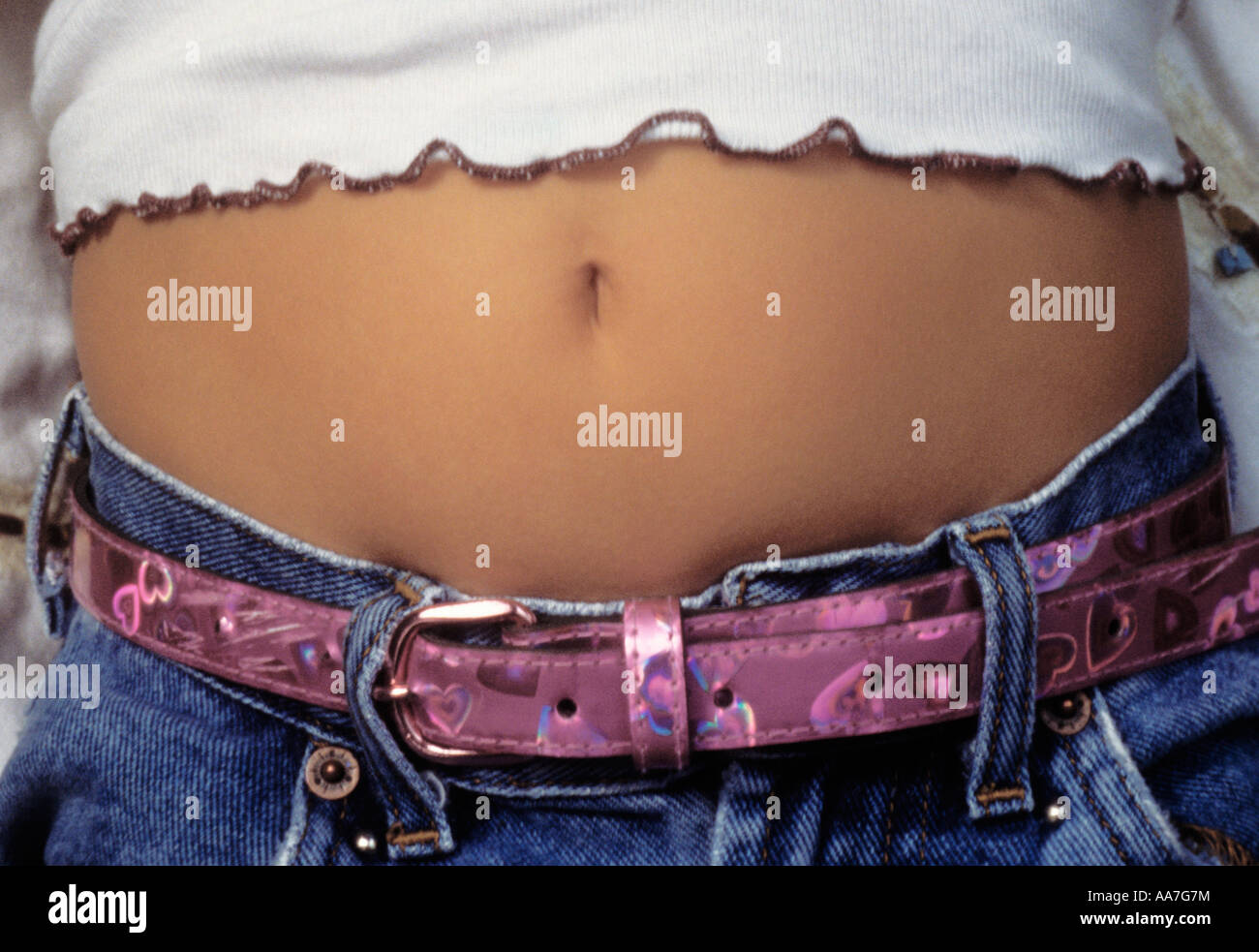 jeans belly button