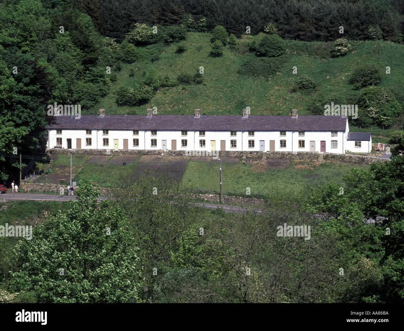 Rhondda valley terraced housing mid hires stock photography and images