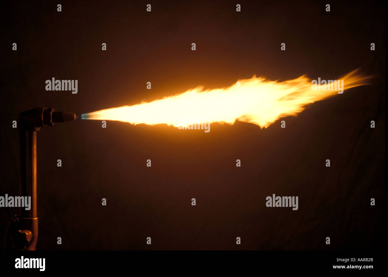 Oxy acetylene blow torch hi-res stock photography and images - Alamy