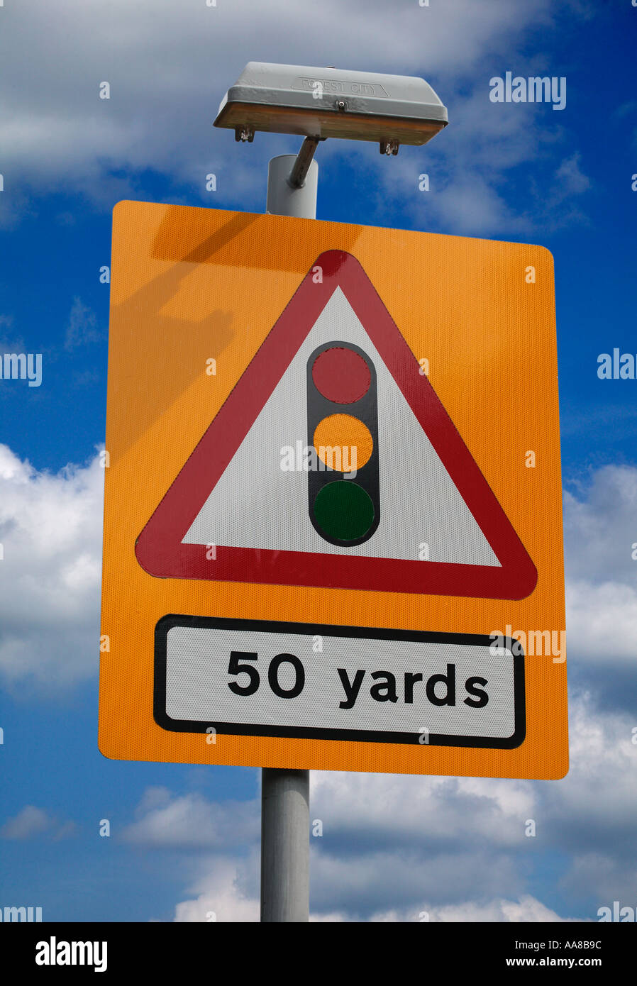 ROAD TRAFFIC LIGHT WARNING SIGN FIFTY YARDS ENGLAND UK Stock Photo