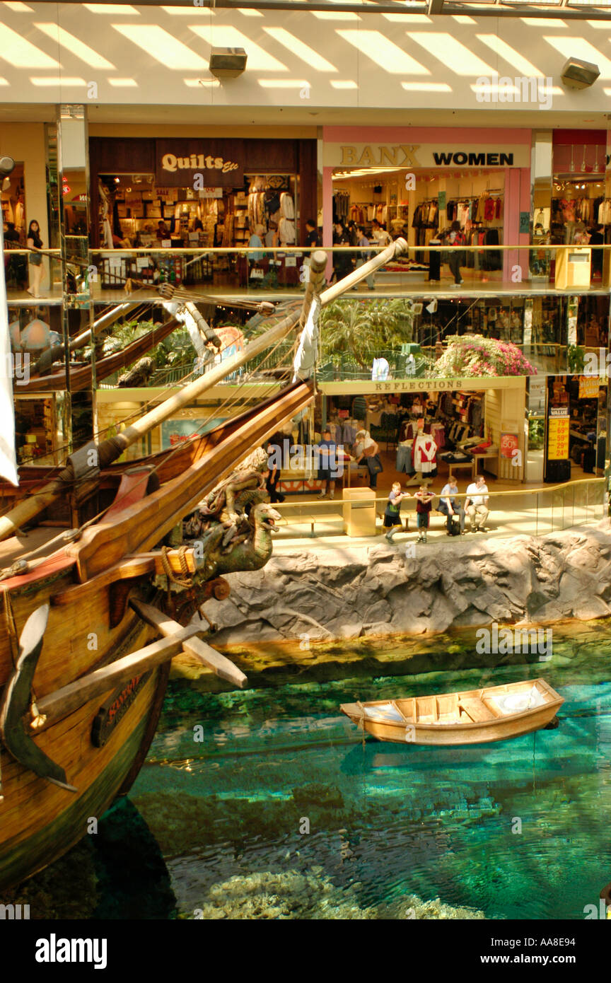 Page 4 West Edmonton Mall Edmonton Alberta Canada High Resolution Stock Photography And Images Alamy