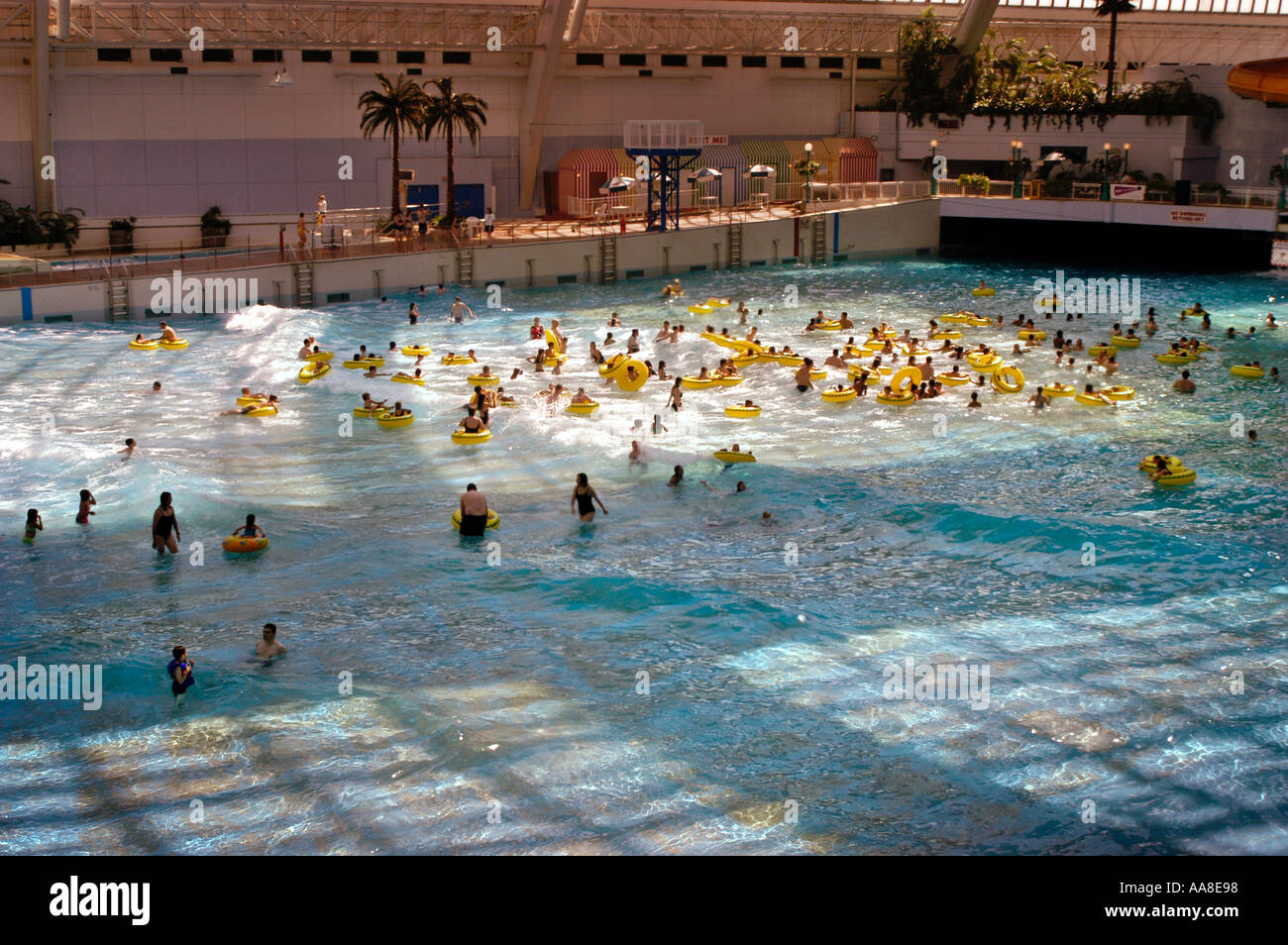 Ice Rink West Edmonton Mall High Resolution Stock Photography And Images Alamy Ice Rink West Edmonton Mall High Resolution Stock Photography And Images Alamy