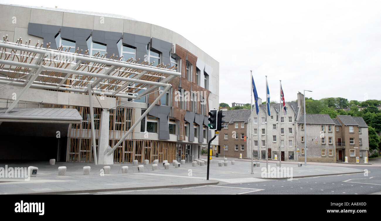 THE NEW SCOTTISH PARLIAMENT BUILDING IN EDINBURGH Stock Photo