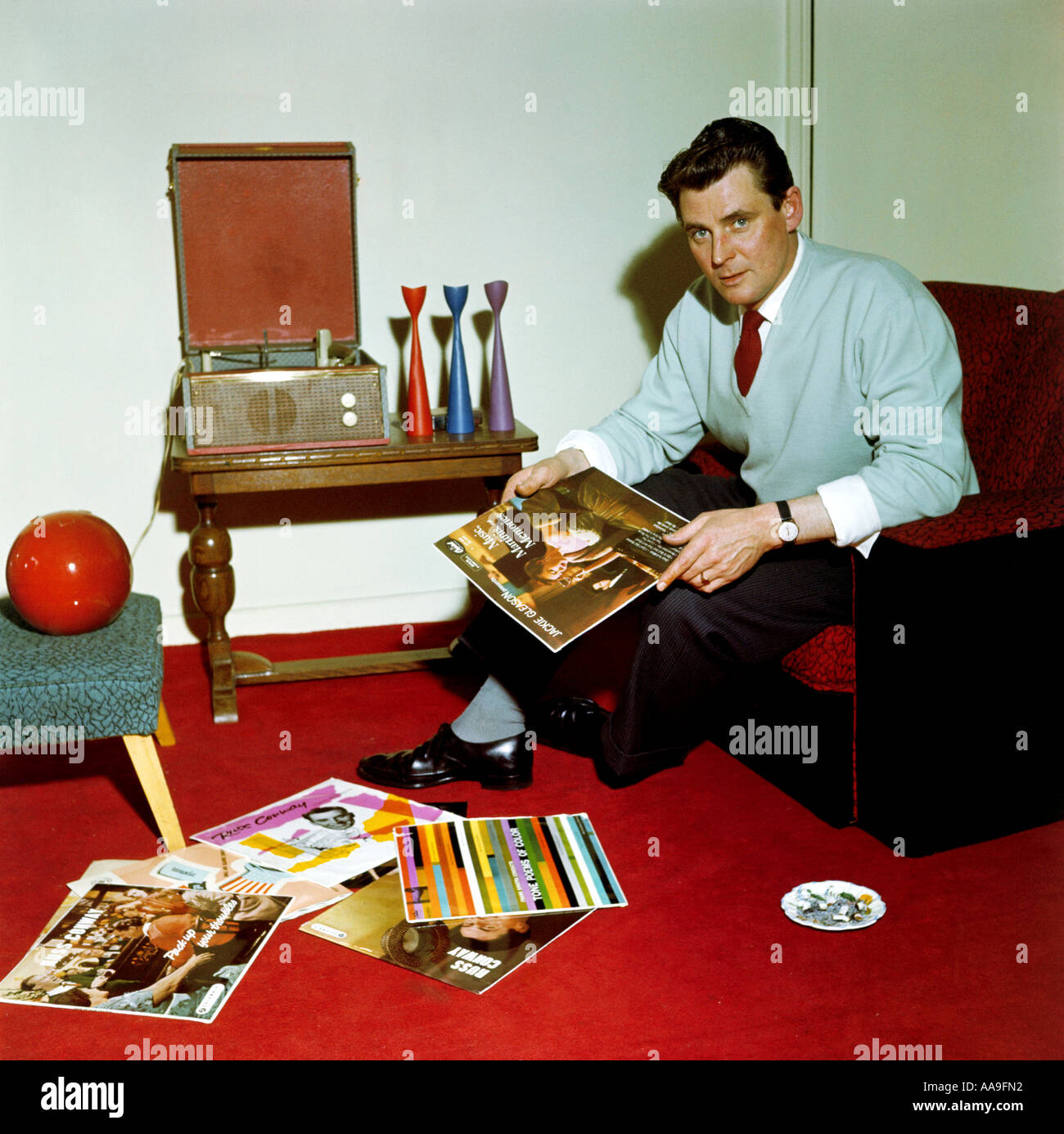 RUSS CONWAY UK popular pianist musician at home about 1962 Stock Photo