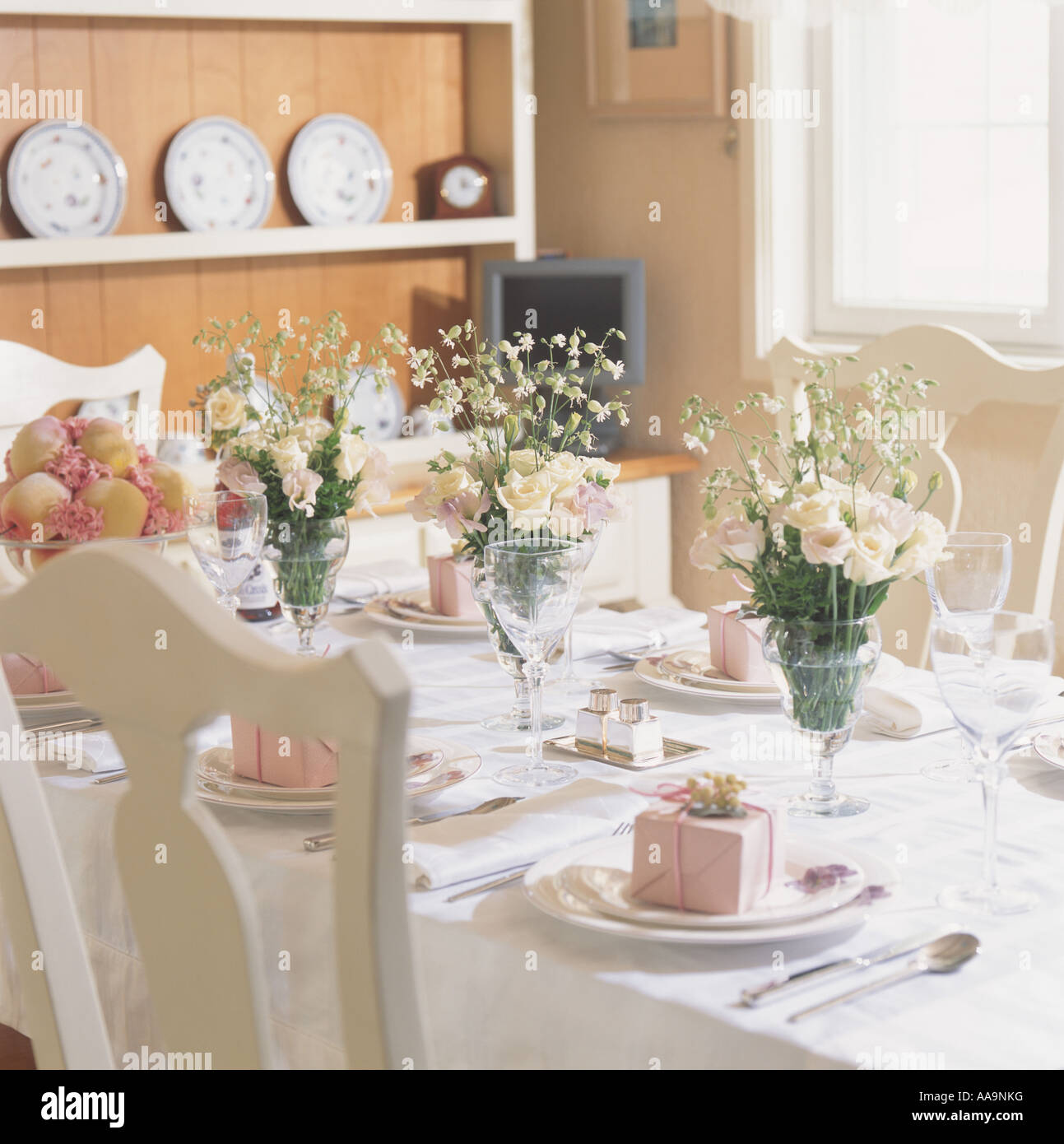 Table Inage Dining table image Stock Photo - Alamy