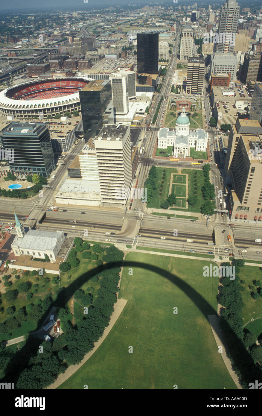 Gateway arch st louis aerial hi-res stock photography and images - Alamy