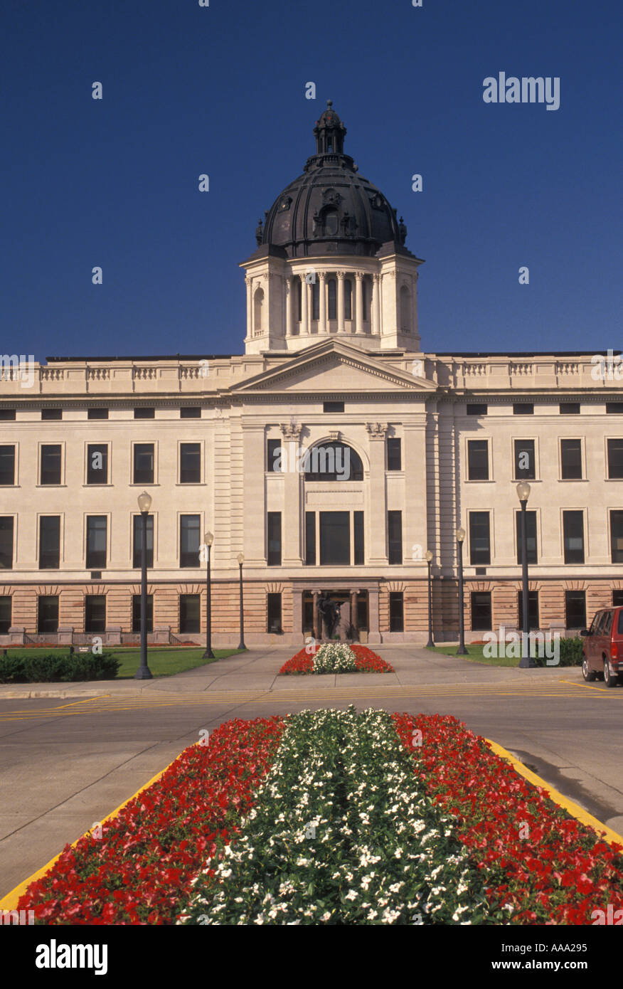 AJ12780, State Capitol, Pierre, SD, South Dakota Stock Photo Alamy