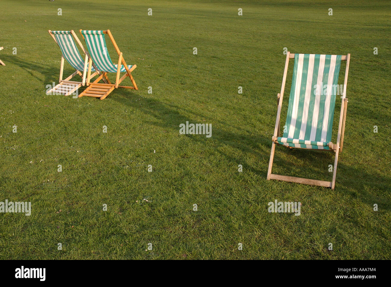 Deck Chairs in St James Park London Stock Photo - Alamy