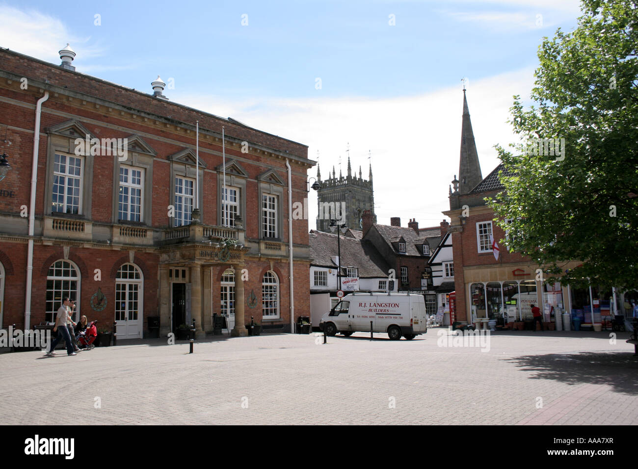 Evesham Town Centre in Worcestershire Stock Photo - Alamy