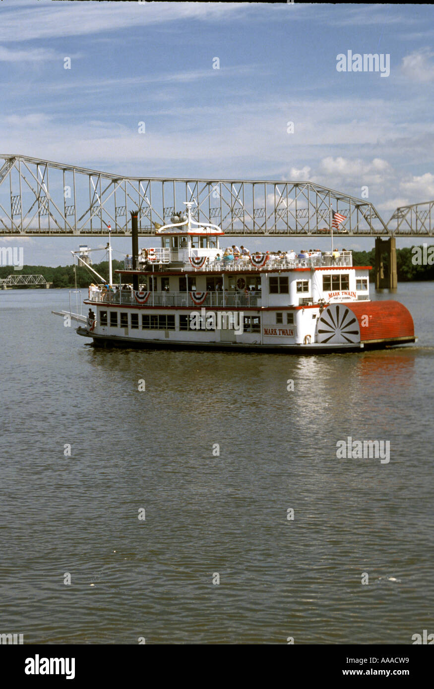 Mark Twain Paddle steam boat on the Mississippi River at Hannibal Missouri MO Stock Photo