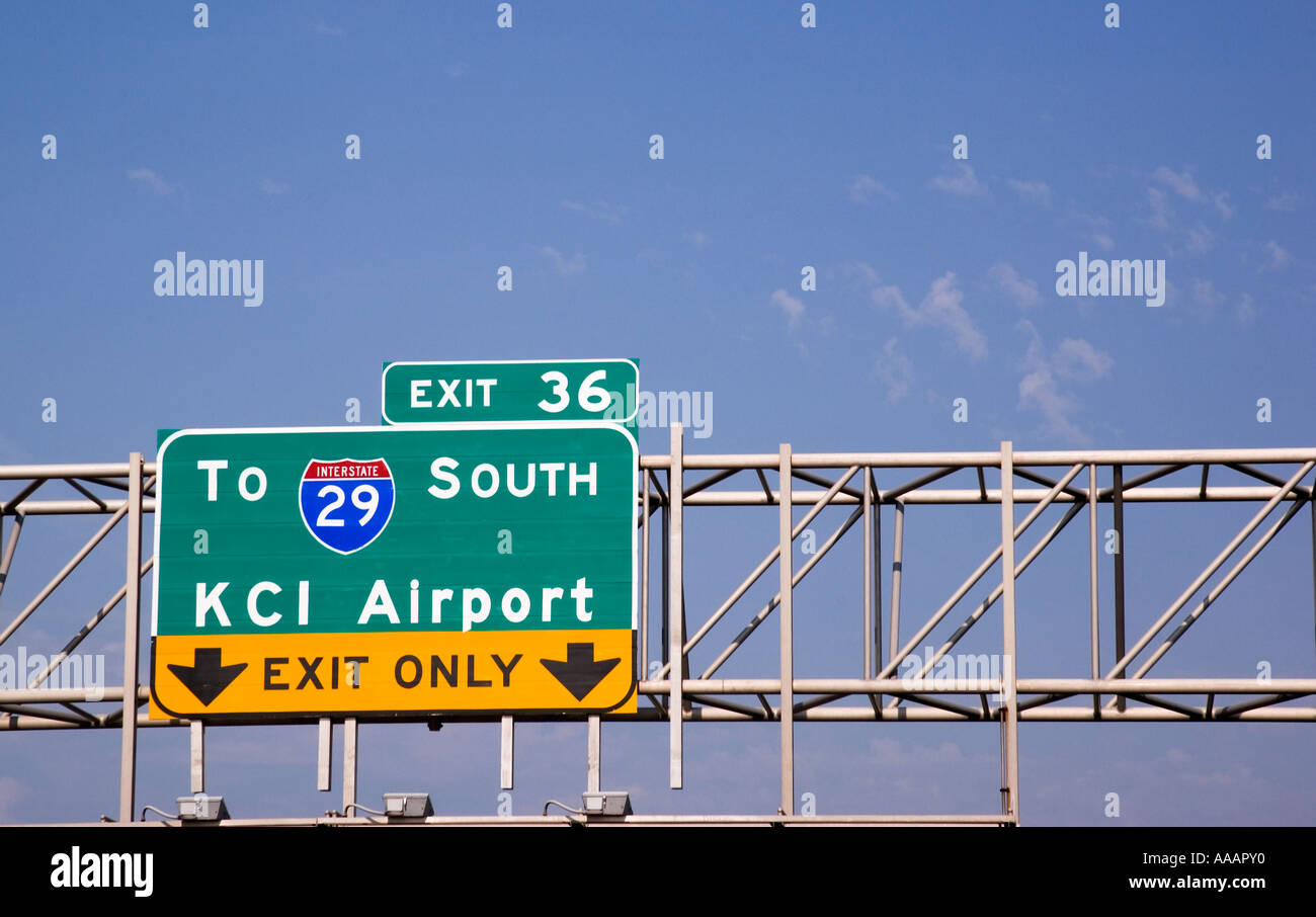 Sign to Kansas City International Airport Missouri USA Stock Photo Alamy