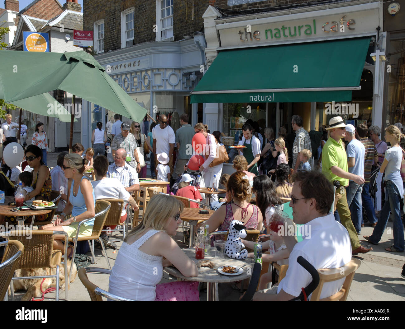 Saturday morning in Wimbledon village. People enjoying cafe Stock Photo