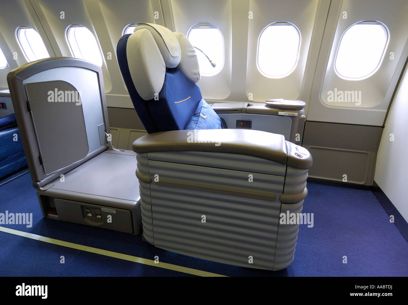 Flying in Lufthansa First Class, FC Seat (Airbus A343, international airspace) Stock Photo